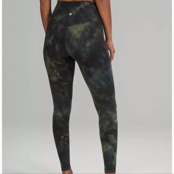 lululemon athletica Pants - Lululemon Align high rise leggings rare Camo Print /green ,Nulu Fabric,size 6